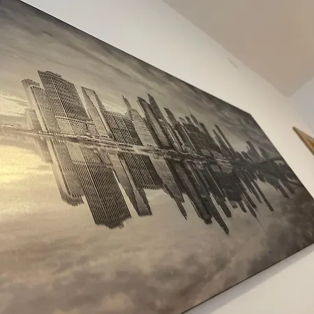 Cozy Double Bedroom *